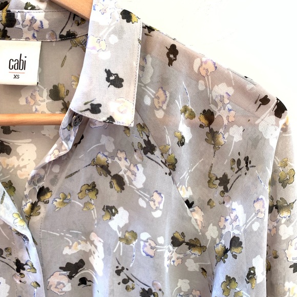 Cabi Matinee Tops Semi Sheer Floral Button Down XS - Picture 4 of 6